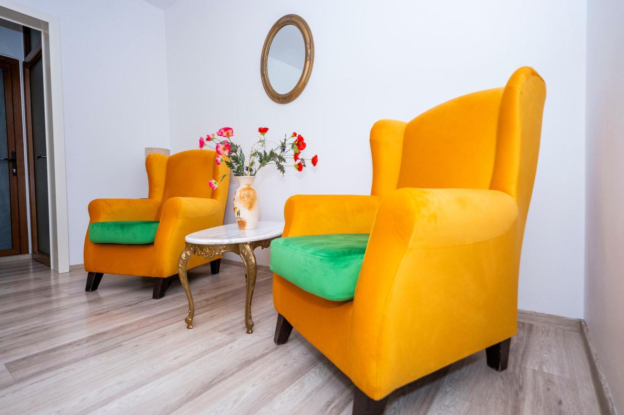 Apartament Maria Galaţi エクステリア 写真