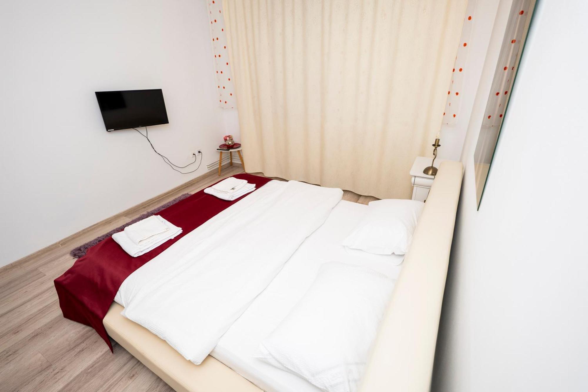 Apartament Maria Galaţi エクステリア 写真