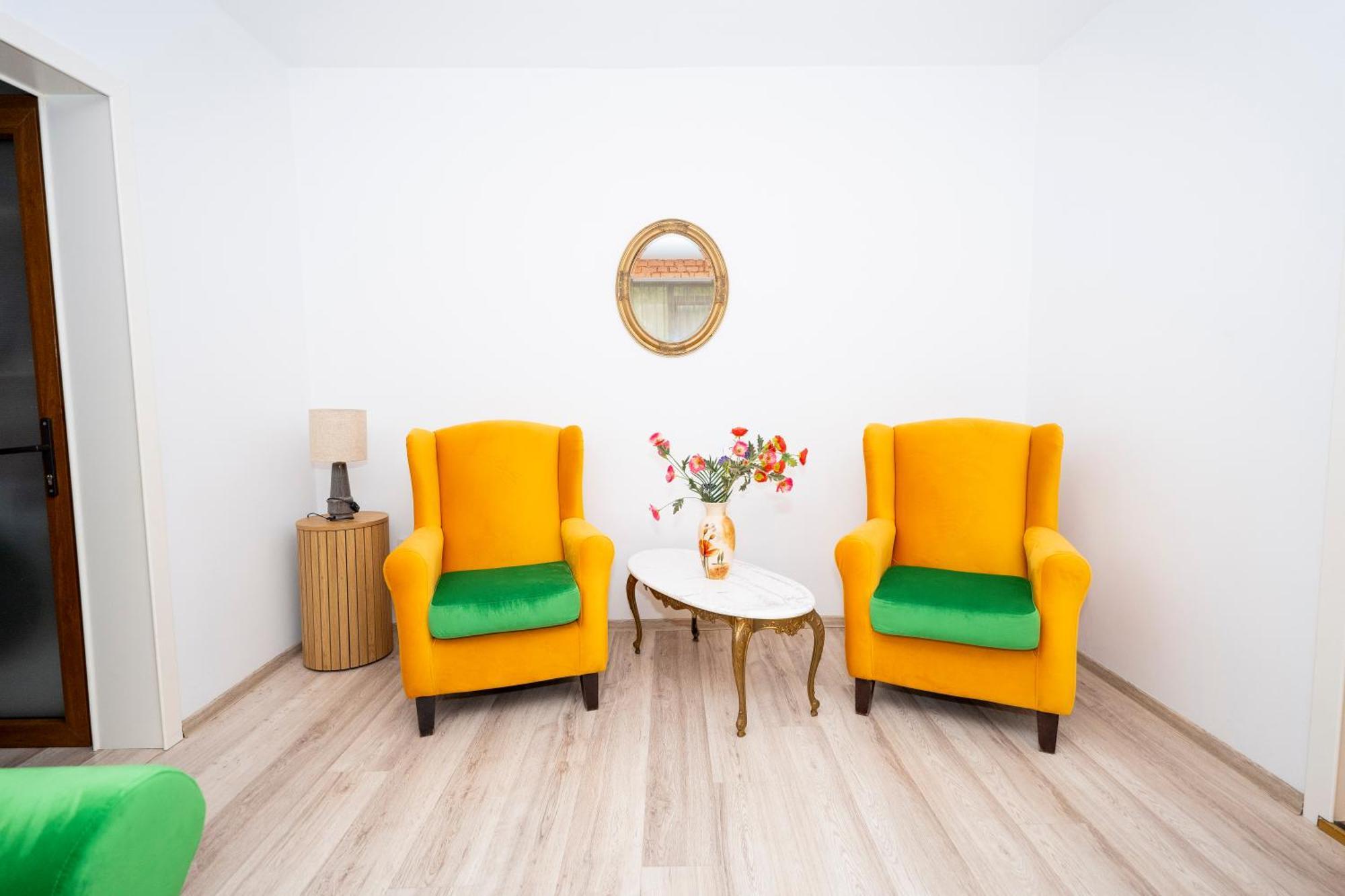 Apartament Maria Galaţi エクステリア 写真