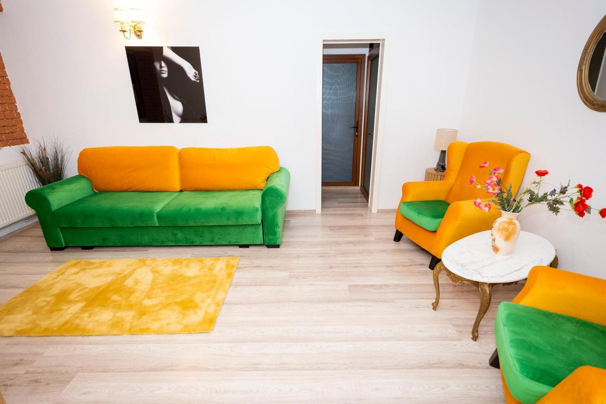Apartament Maria Galaţi エクステリア 写真
